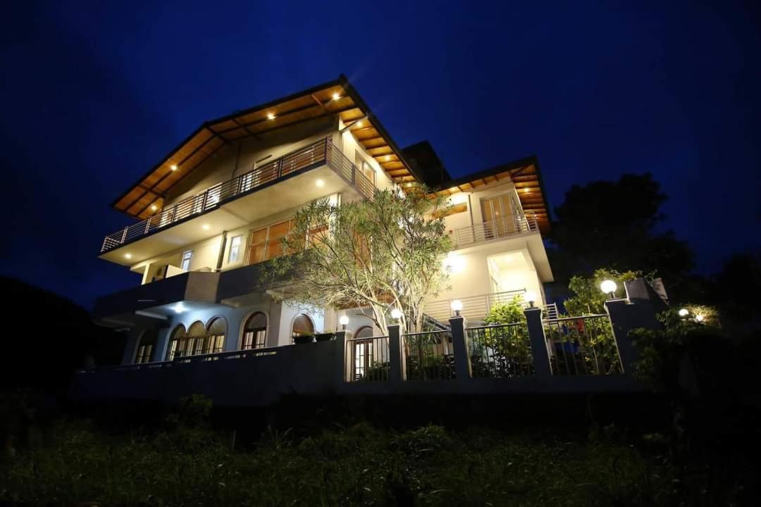 Hillcrest Villa Peradeniya Exterior photo