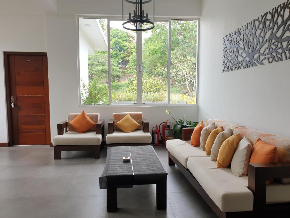 Hillcrest Villa Peradeniya Exterior photo